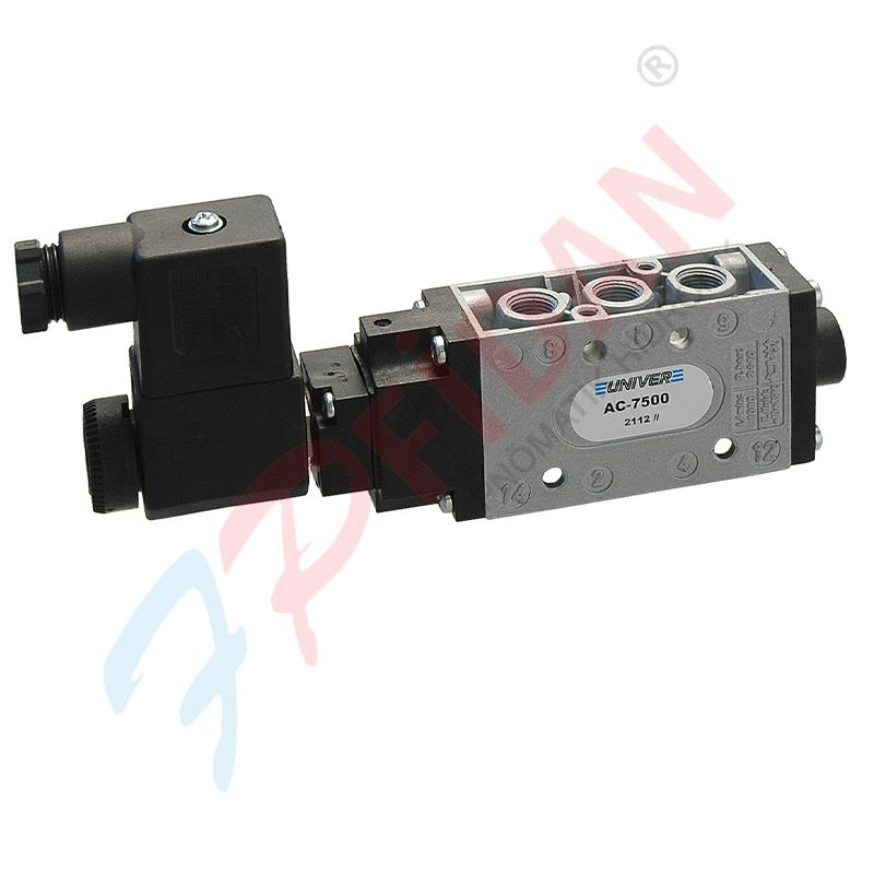 UNIVER AC-7500 1/8
